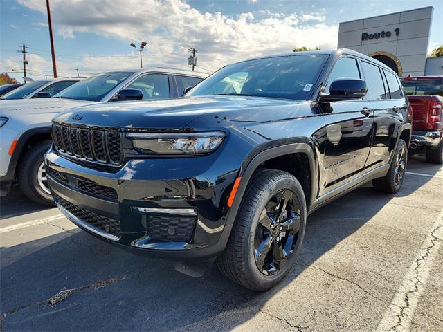 new 2024 Jeep Grand Cherokee L car, priced at $55,997