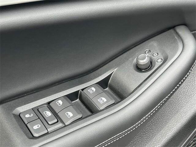 new 2025 Jeep Grand Cherokee car, priced at $51,971
