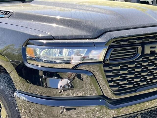 new 2025 Ram 1500 car, priced at $44,817