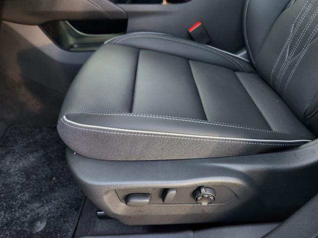 new 2025 Buick Envision car, priced at $45,489