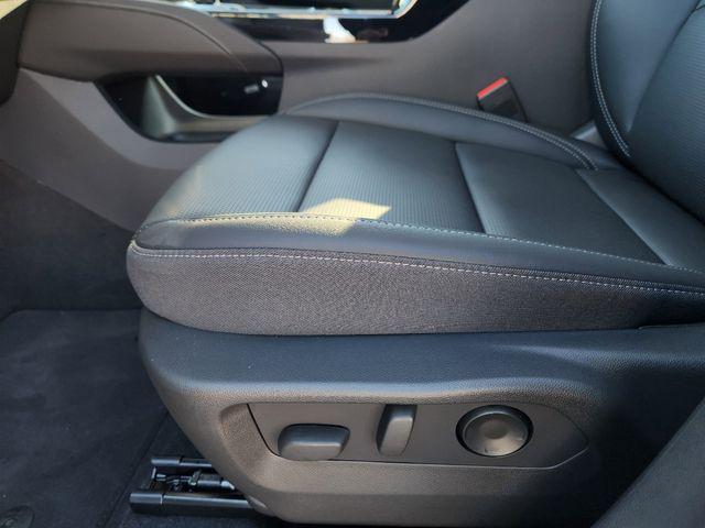 new 2025 Buick Envision car, priced at $37,914