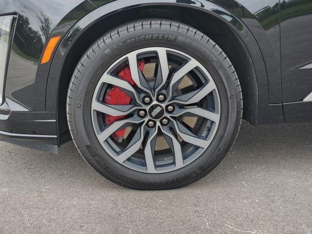 used 2024 Cadillac XT6 car, priced at $48,780