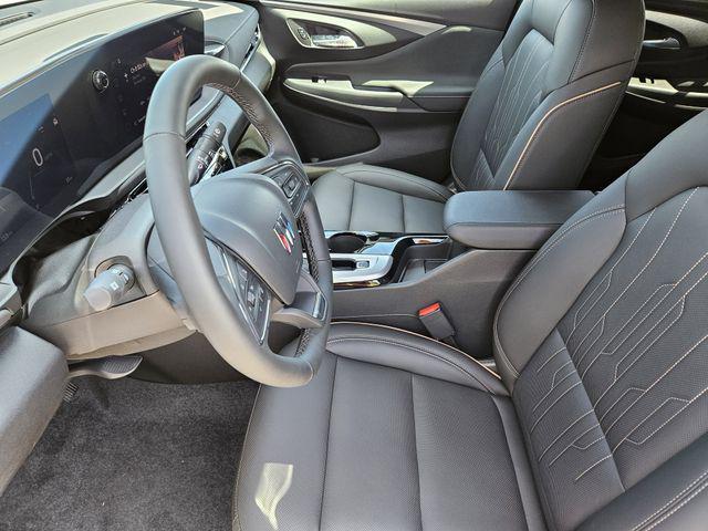 new 2025 Buick Envista car, priced at $30,978