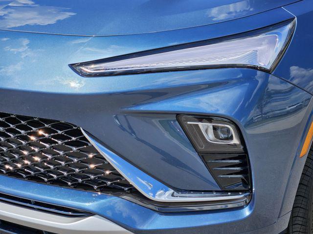 new 2025 Buick Envista car, priced at $30,431