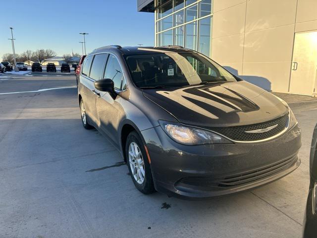 used 2017 Chrysler Pacifica car, priced at $8,660