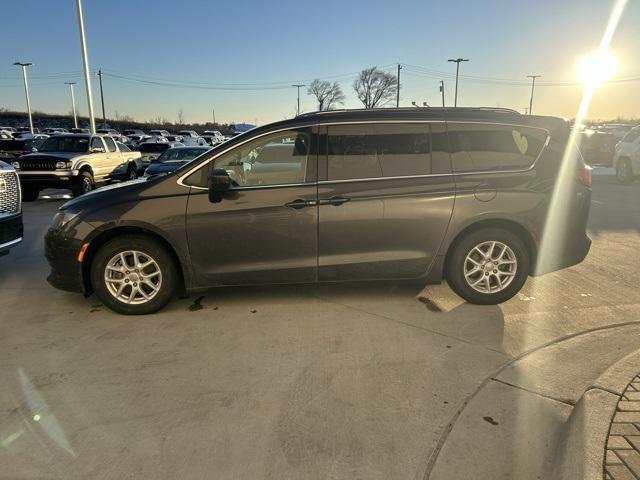 used 2017 Chrysler Pacifica car, priced at $8,660