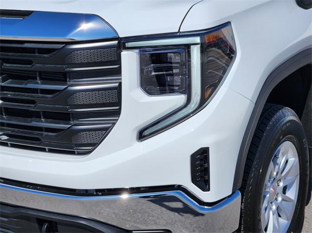 new 2025 GMC Sierra 1500 car, priced at $48,795