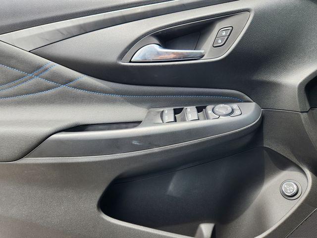 new 2025 Buick Envista car, priced at $28,151