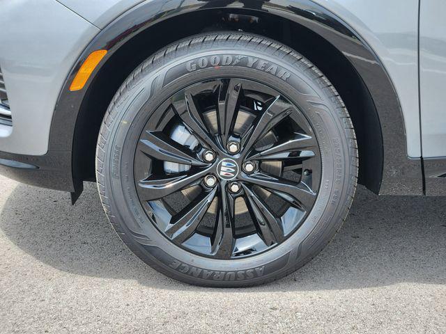 new 2025 Buick Envista car, priced at $28,151