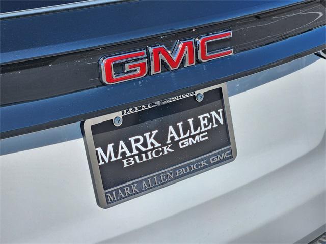 new 2025 GMC Acadia car, priced at $49,330