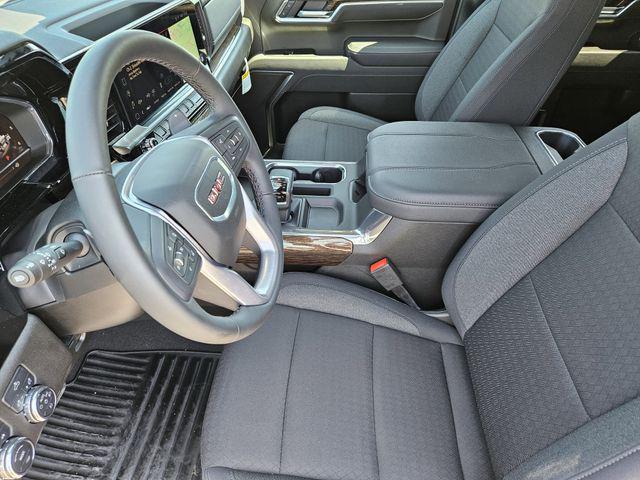 new 2025 GMC Sierra 1500 car, priced at $53,046