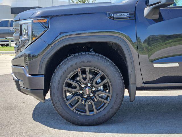 new 2025 GMC Sierra 1500 car, priced at $53,046