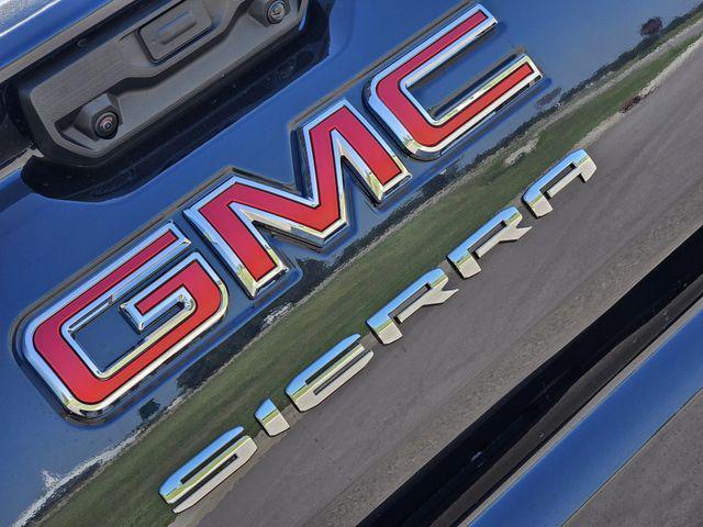 new 2025 GMC Sierra 1500 car, priced at $53,046