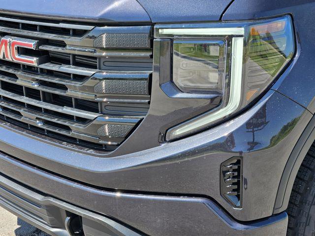 new 2025 GMC Sierra 1500 car, priced at $53,046