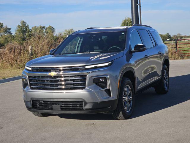 used 2025 Chevrolet Traverse car, priced at $37,830