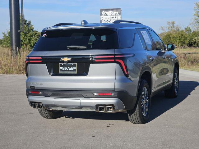 used 2025 Chevrolet Traverse car, priced at $37,830