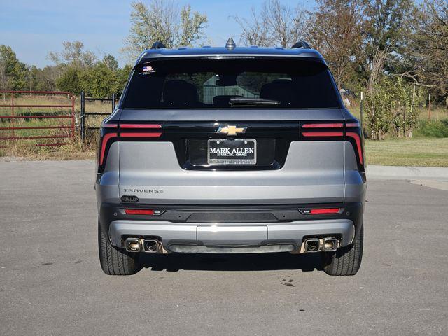 used 2025 Chevrolet Traverse car, priced at $37,830