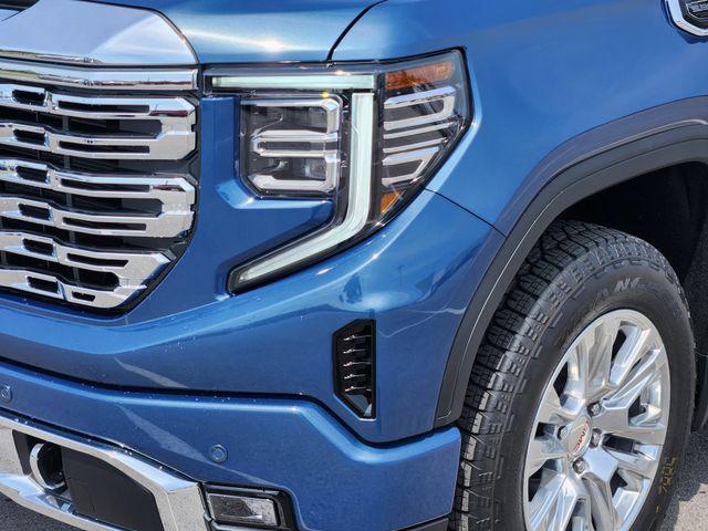 new 2025 GMC Sierra 1500 car, priced at $69,235
