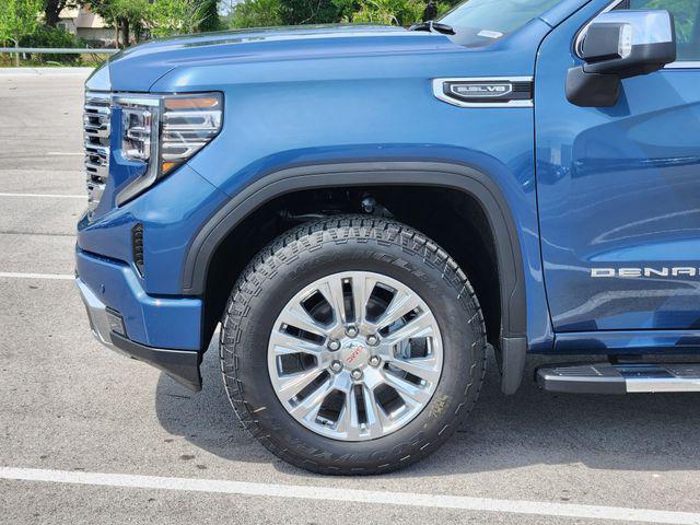 new 2025 GMC Sierra 1500 car, priced at $69,235