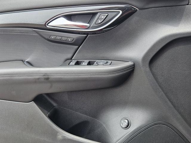 new 2025 Buick Envision car, priced at $37,918