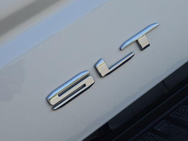 used 2022 GMC Sierra 1500 car, priced at $41,930