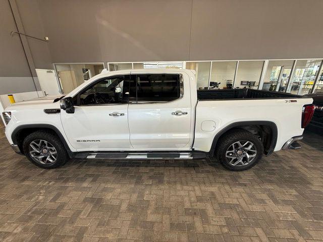 used 2022 GMC Sierra 1500 car, priced at $42,840