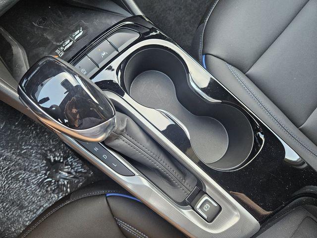 new 2025 Buick Envista car, priced at $27,358