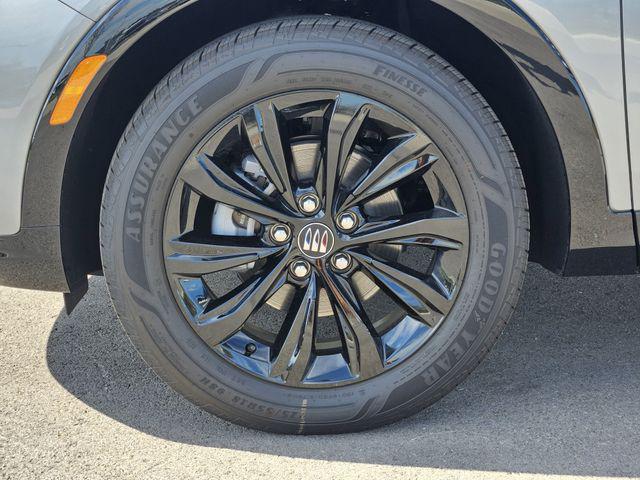 new 2025 Buick Envista car, priced at $27,358