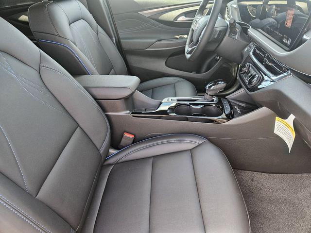 new 2025 Buick Envista car, priced at $27,358