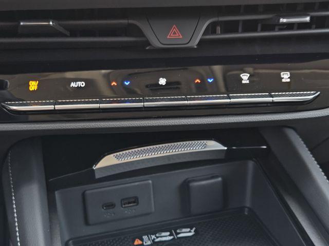 new 2025 Buick Envision car, priced at $41,663