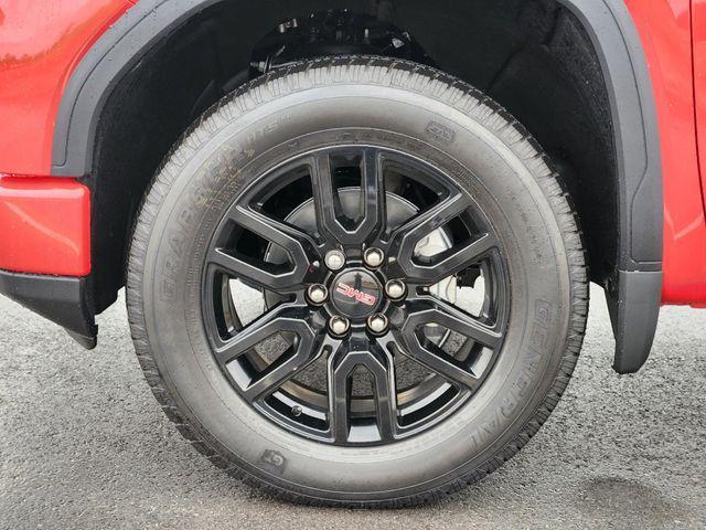 new 2025 GMC Sierra 1500 car, priced at $47,676
