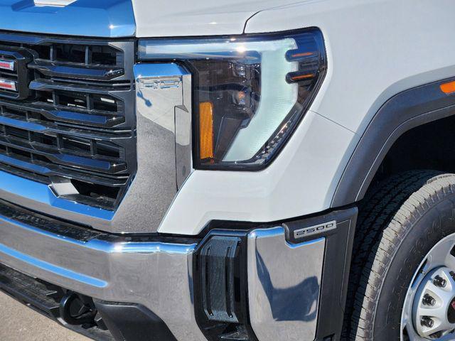 new 2024 GMC Sierra 2500 car, priced at $58,230