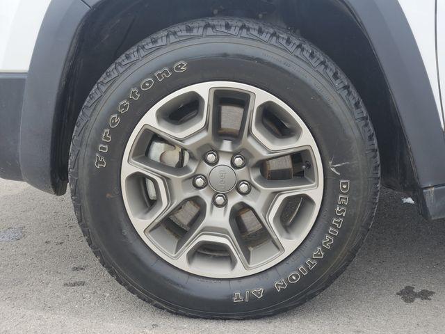 used 2020 Jeep Cherokee car, priced at $22,710