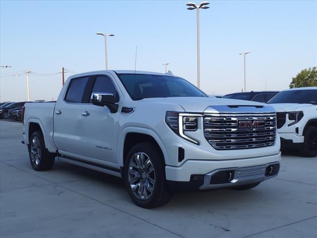 new 2024 GMC Sierra 1500 car, priced at $73,374