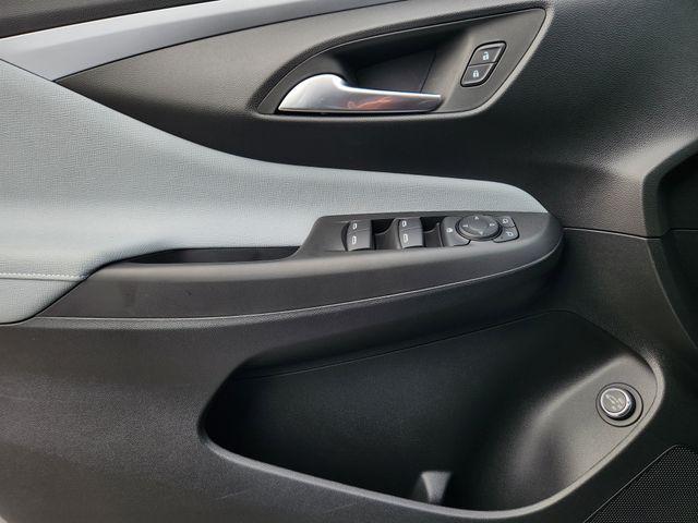 new 2025 Buick Envista car, priced at $25,349