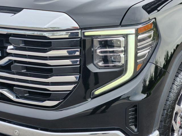 used 2022 GMC Sierra 1500 car, priced at $38,240