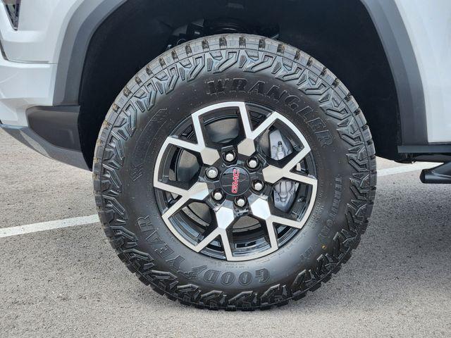 new 2025 GMC Canyon car, priced at $54,149