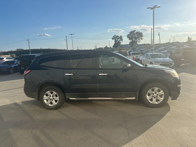 used 2015 Chevrolet Traverse car, priced at $7,550