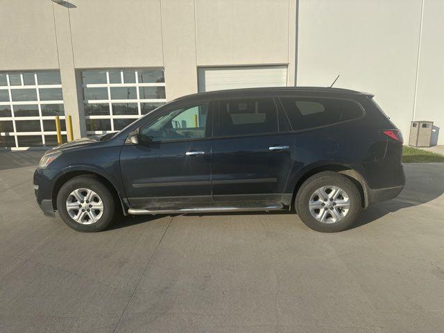 used 2015 Chevrolet Traverse car, priced at $7,550