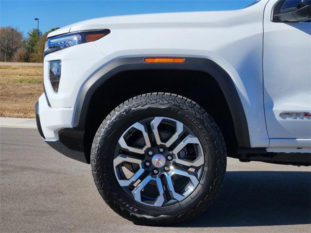 new 2024 GMC Canyon car, priced at $43,626