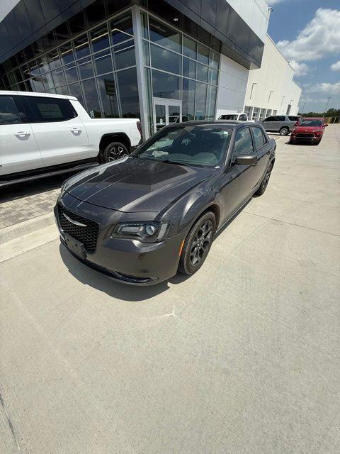 used 2019 Chrysler 300 car, priced at $17,870