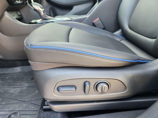 new 2025 Buick Encore GX car, priced at $29,077