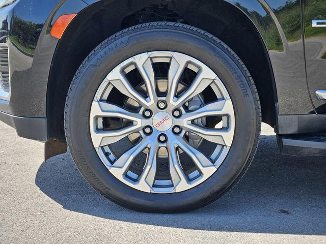used 2022 GMC Yukon XL car, priced at $49,870