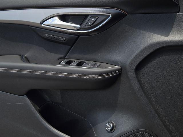 new 2025 Buick Envision car, priced at $38,544