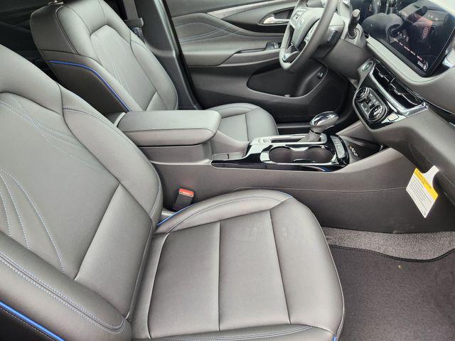 new 2025 Buick Envista car, priced at $28,151