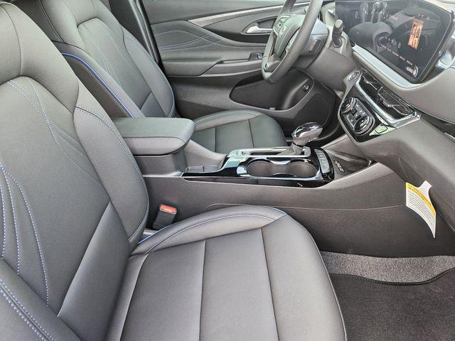 new 2025 Buick Envista car, priced at $28,152