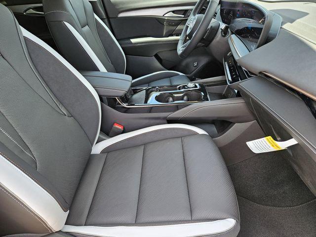 new 2025 Buick Envision car, priced at $40,303