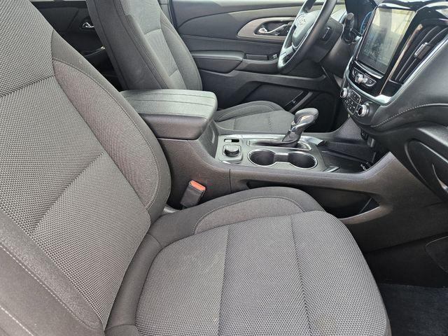 used 2023 Chevrolet Traverse car, priced at $26,490