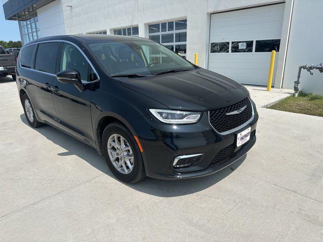 used 2024 Chrysler Pacifica car, priced at $36,140