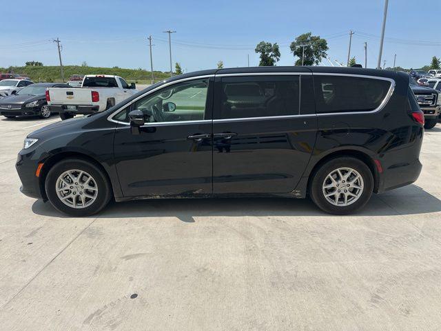 used 2024 Chrysler Pacifica car, priced at $36,140